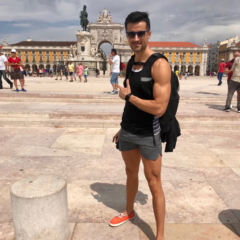 Meet your Posher, Alek